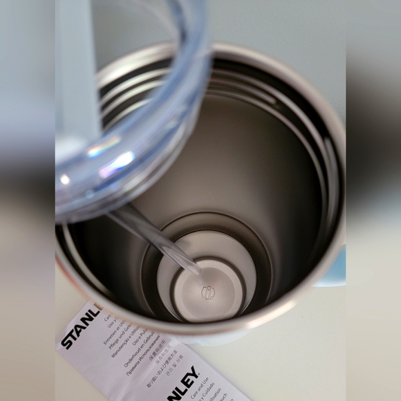 LIMITED EDITION RARE Starbucks X Stanley 40 oz Spring Blue Quencher Tumbler NEW - Picture 6 of 6